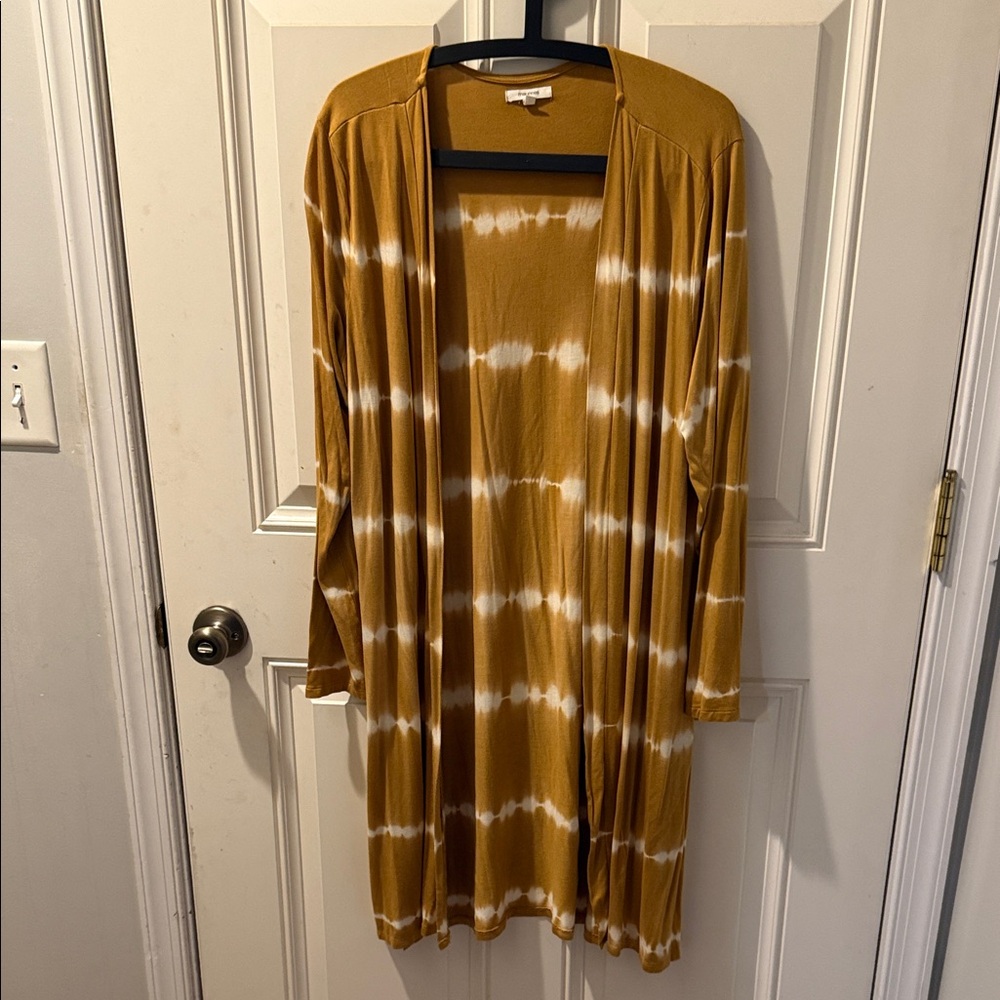 Maurice’s gold and white Tie-Dye Open Cardigan Size L SMOKE FREE
